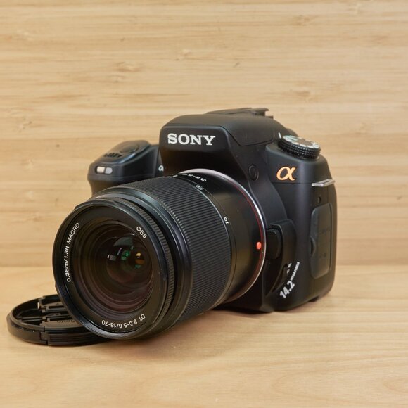 Sony Alpha A350 14.2MP Digital SLR Camera / DT 18-70mm f3.5-5.6 Zoom Lens - Picture 1 of 12